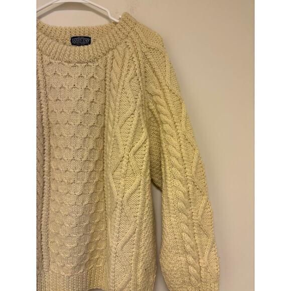 Lands End Vintage Cream Cableknit Sweater Medium 100% Wool - Picture 3 of 7